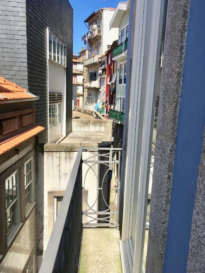 Porta De Sao Bento Oporto